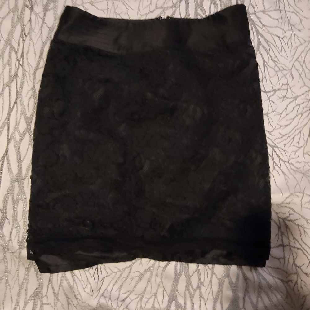 The Limited Lace Pencil Skirt